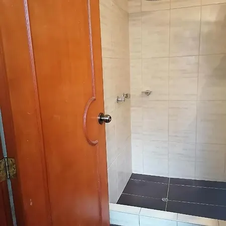 Hospedaje Las Lilas Surco Lima Exterior photo