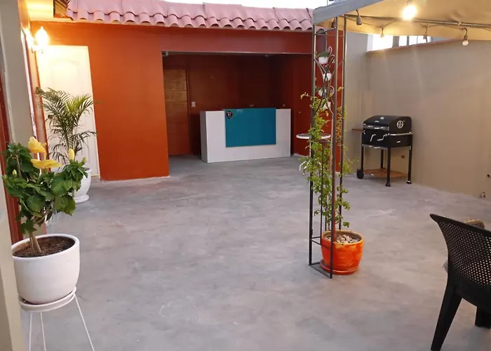 Hospedaje Las Lilas Surco