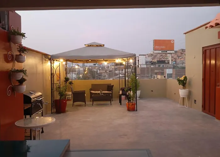 Hospedaje Las Lilas Surco